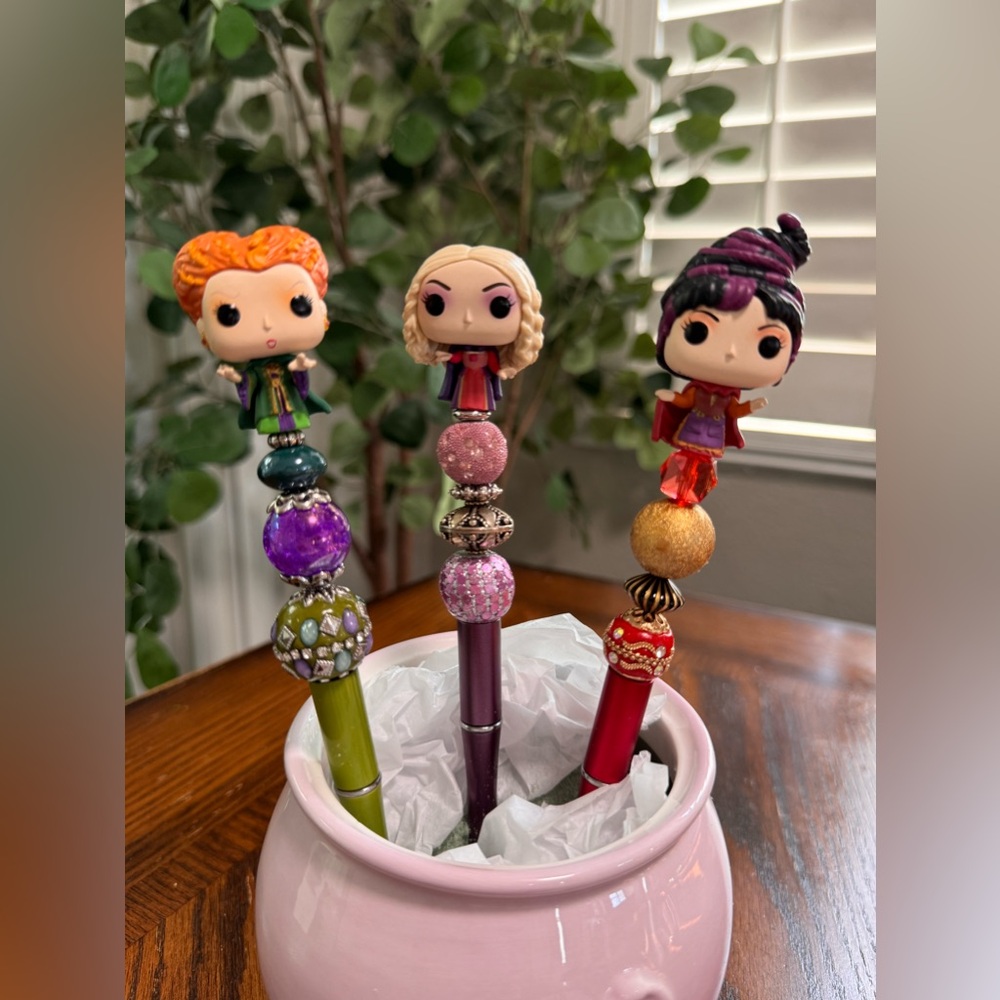 Hocus Pocus Beaded Pen - Picture 3 of 3